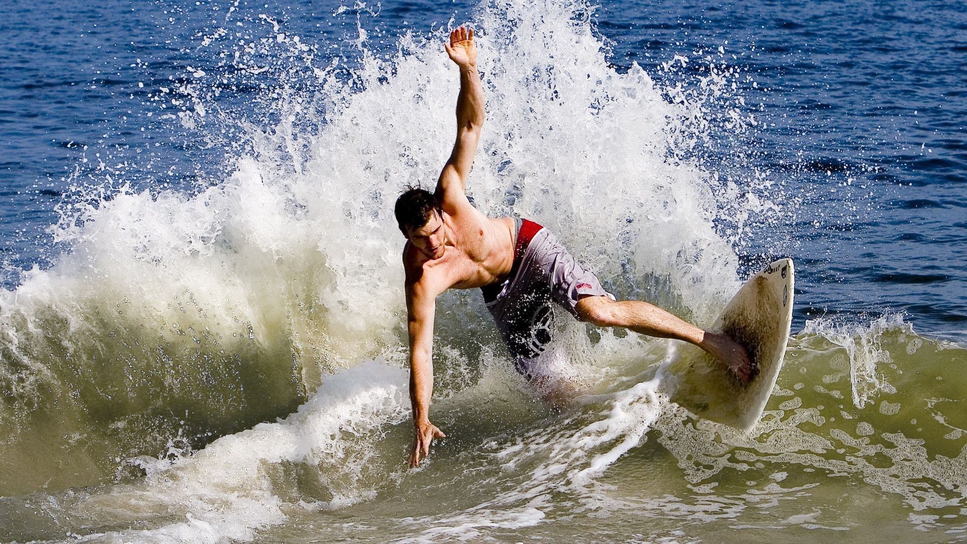 _红土盛放:泥土场上的激情与荣耀_,红土是红泥吗